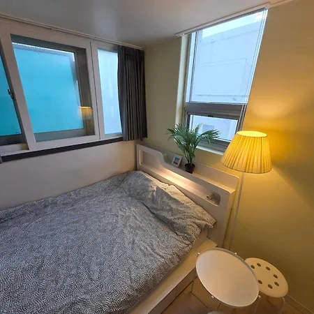 W House 506 Queen 1Bedroom