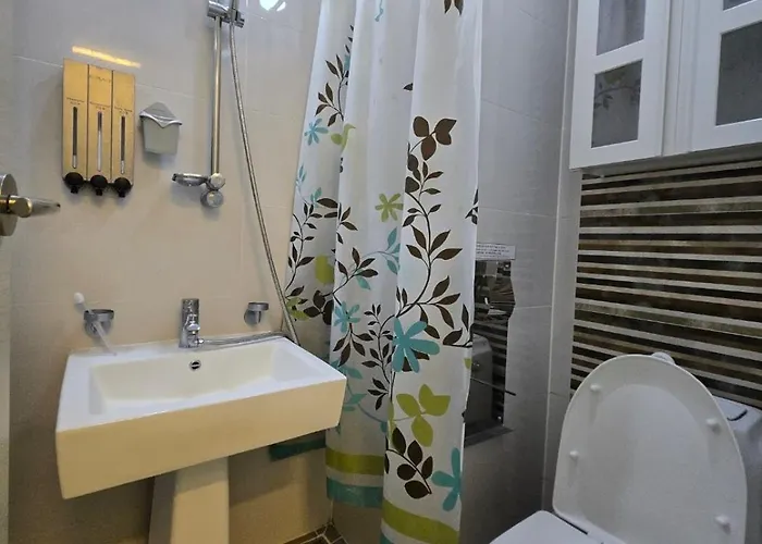W House 506 Queen 1bedroom *